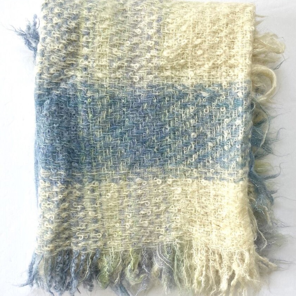 Avoca Handweavers Leonora Wool Blanket Shaw Wrap Blue Green Ivory 50" x 50"